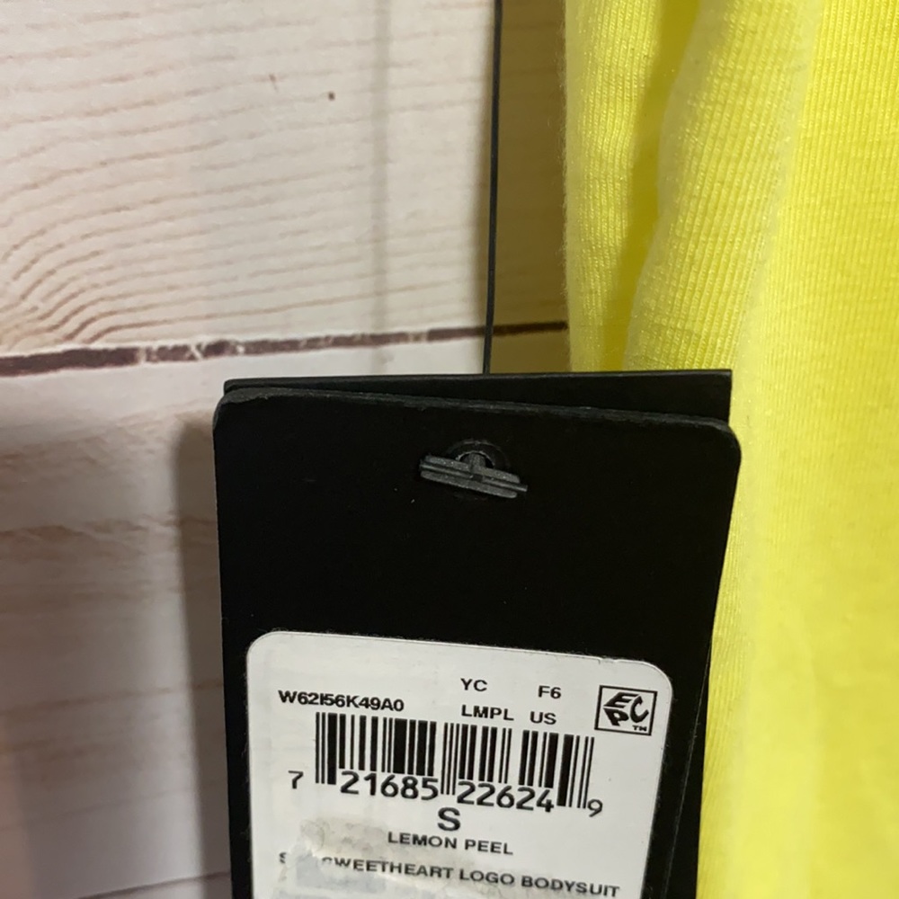 Guess Los Angeles Women’s Lemon Triangle Logo Bodysuit - Picture 16 of 16
